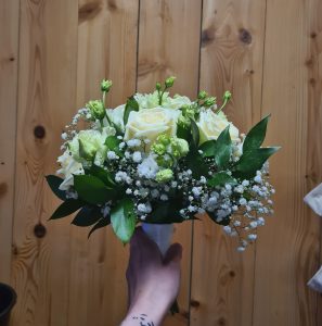 bouquet de fleurs mariage classique Lille