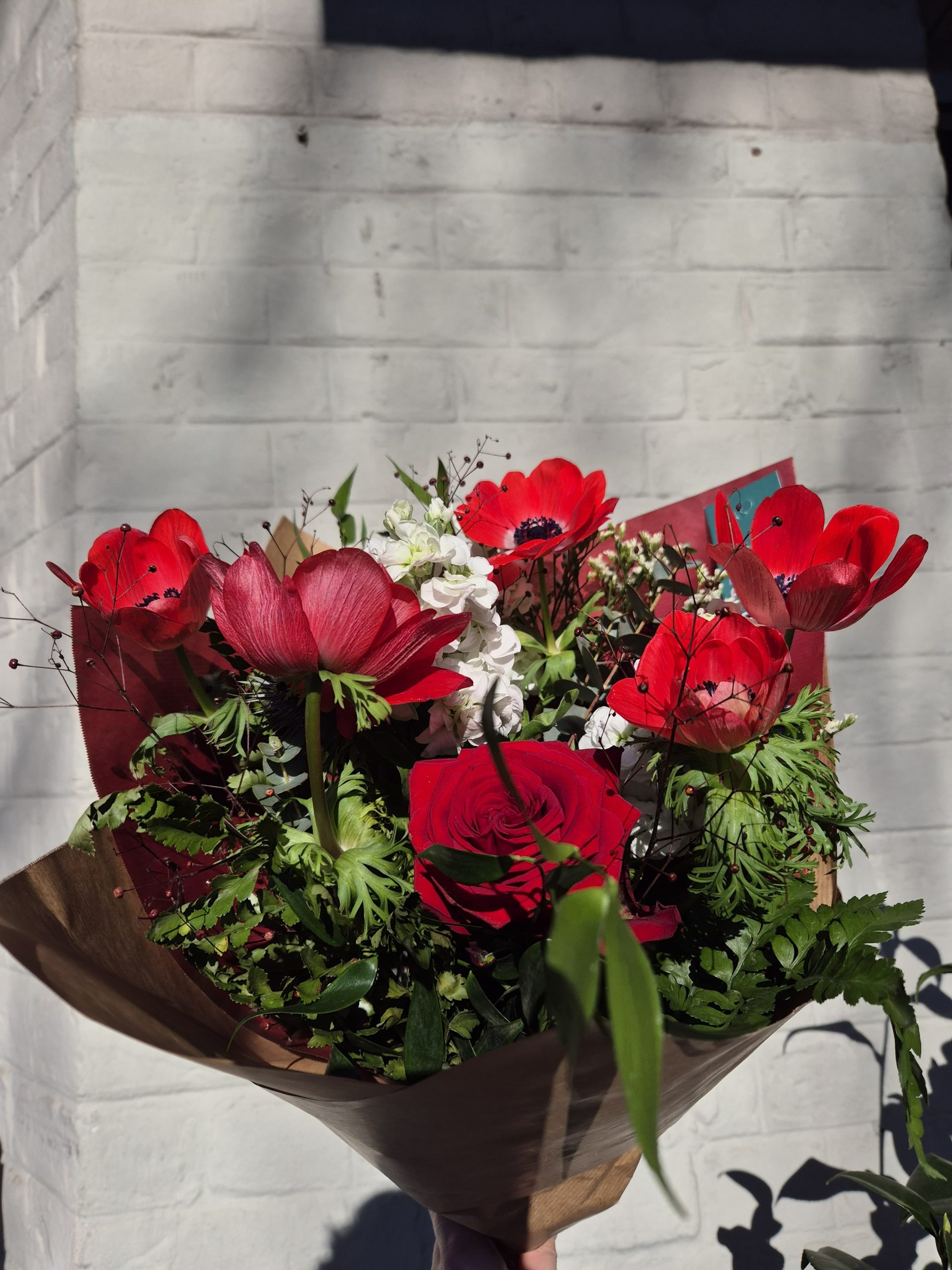 bouquet de fleurs de saison anémones Saint Valentin